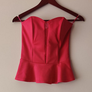 Peplum top (1 foto / 2)