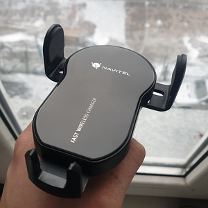 Navitel SH1000 PRO - Juhtmevaba laadija / telefonihoidja aut (3 foto / 5)