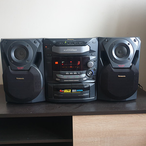 Panasonic SA-AK18 Vintage Home Stereo System Boom Box (1 foto / 7)