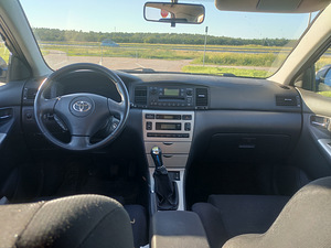 Toyota Corolla T-Sport 141kw (5 foto / 5)