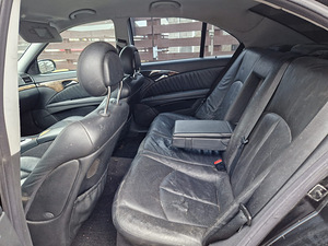 Мерседес-Бенц Е 270 CDI (6 фото из 8)