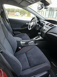 Honda Civic (4 фото из 9)