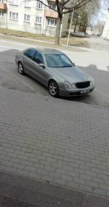 MERCEDES-BENZ E 220 CDI (10 foto / 11)