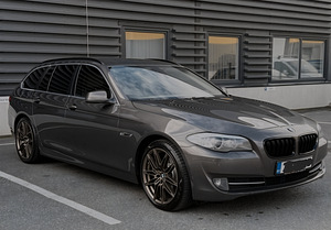 BMW 520D (1 фото из 9)