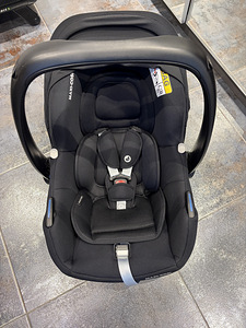 Maxi-cosi cabriofix i-Size turvahäll + isofix alus (2 foto / 3)