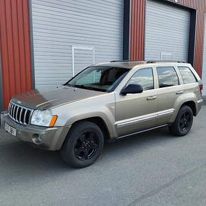 M/V: Jeep Grand Cherokee 3.0crd 160kw , atm 2005 (6 foto / 15)
