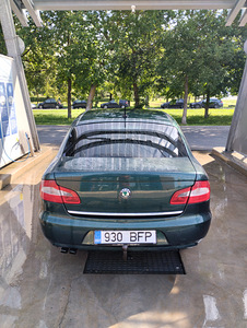 M:Skoda Superb 2008 2.0tdi 125kw atm. (5 foto / 9)