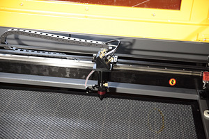 Laser 80w 9060 (3 foto / 5)