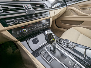 BMW 520 TwinPower Turbo (8 foto / 10)