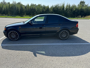BMW 316 1.8 bens manu (2 foto / 11)