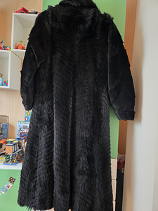 Naiste kasukas hundinahast (2 foto / 2)