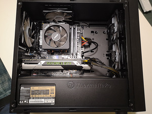 RGB Rocket mATX lauaarvuti, R5, GTX980, 16GB RAM, 512GB NVME (7 foto / 10)