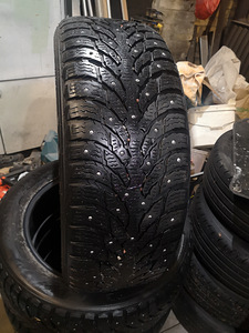 Шины Nokian Hakkapeliitta 9 SUV 235/55R18 Wet (1 фото из 8)