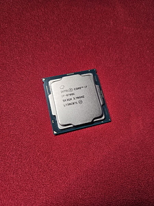 Intel Core i7-8700K 4.70 GHz (2 foto / 3)