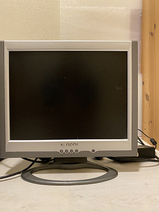 Lenovo lauaarvuti (3 foto / 3)