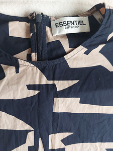 Essentiel Antwerp kleit (s) (1 foto / 3)