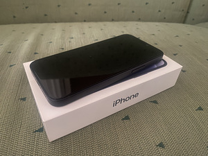 iPhone 12 mini 64 ГБ (1 фото из 5)