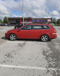 Volkswagen Golf V Variant 1.9 TDI автомат, 2008 (6 фото из 10)