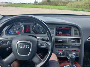 Audi A6 3.1 188kW (7 foto / 10)