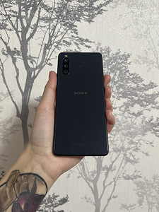 Sony xperia 10 III (5 foto / 6)