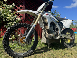 SUZUKI RMZ 250 (4 foto / 5)
