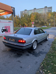 M/V BMW E38 730i V8 (4 foto / 8)