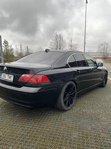 BMW 730 3.0d 170kw 2005 a (3 foto / 7)