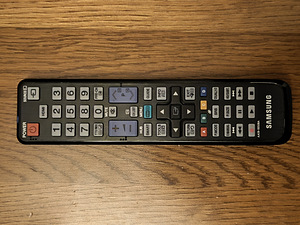 Samsung 32 LCD teler (4 foto / 5)