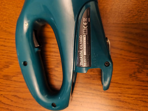 Пылесос Makita CL100D без аккумулятора (3 фото из 4)