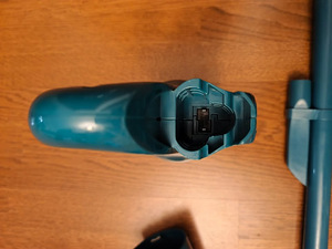 Пылесос Makita CL100D без аккумулятора (4 фото из 4)