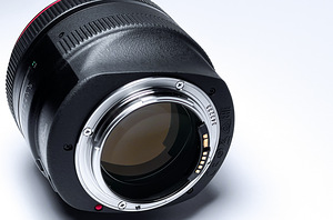 Canon EF 85mm f/1.2 II USM (6 foto / 10)