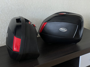 GIVI V35 Kohvri komplekt 2tk (3 foto / 8)