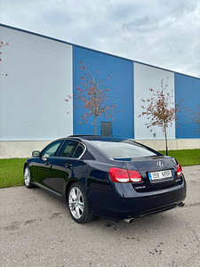 LEXUS GS300 (4 фото из 9)