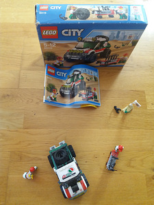Lego City 4x4 Off Roader (60115) (3 foto / 4)