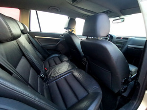 Skoda Octavia 2.0 FSI 110kW, üv 05.2027 (6 foto / 7)