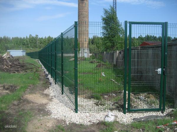 Панельный забор 3d, столбы, калитки, ворота (фото #4)