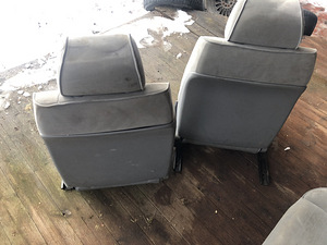 BMW E39 istmed koos soojendusega, mitteklapitavad (4 foto / 5)