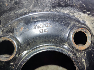 4x100 R15 varuvelg (4 foto / 6)