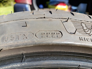 Michelin Pilot Sport 4 225/40-R18 (4 foto / 4)