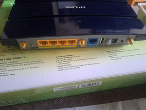 TP-LINK 450Mbps Router (3 foto / 6)