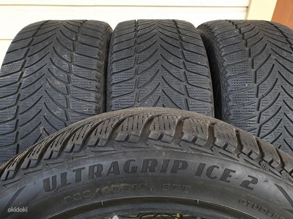 Всесезонные шины Goodyear UltraGrip Ice 2235/45 17 (фото #2)