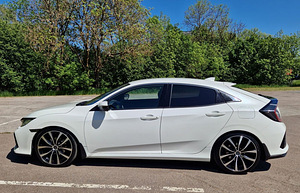 Honda Civic Elegance 1.0 MT (7 foto / 15)