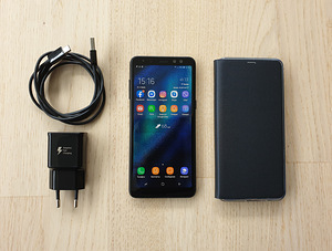 Samsung a8 2018 originaalkaane raamat. Uus! (3 foto / 3)