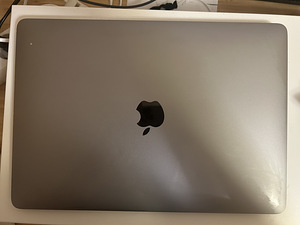 MacBook Air 13" 2020 (3 foto / 3)
