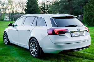2015 OPEL INSIGNIA SPORTS TOURER SW 2,0D (5 foto / 14)