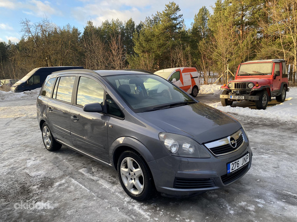 Opel Zafira (фото #3)