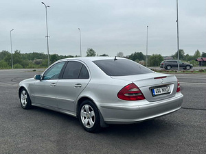 Mercedes Benz E220 (3 foto / 6)