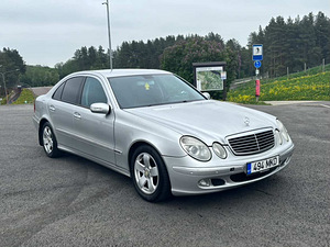 Mercedes Benz E220 (2 foto / 6)