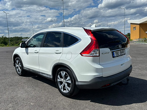 Honda CR-V (4 foto / 8)