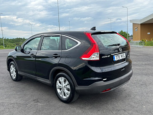 Honda CR-V (5 foto / 10)